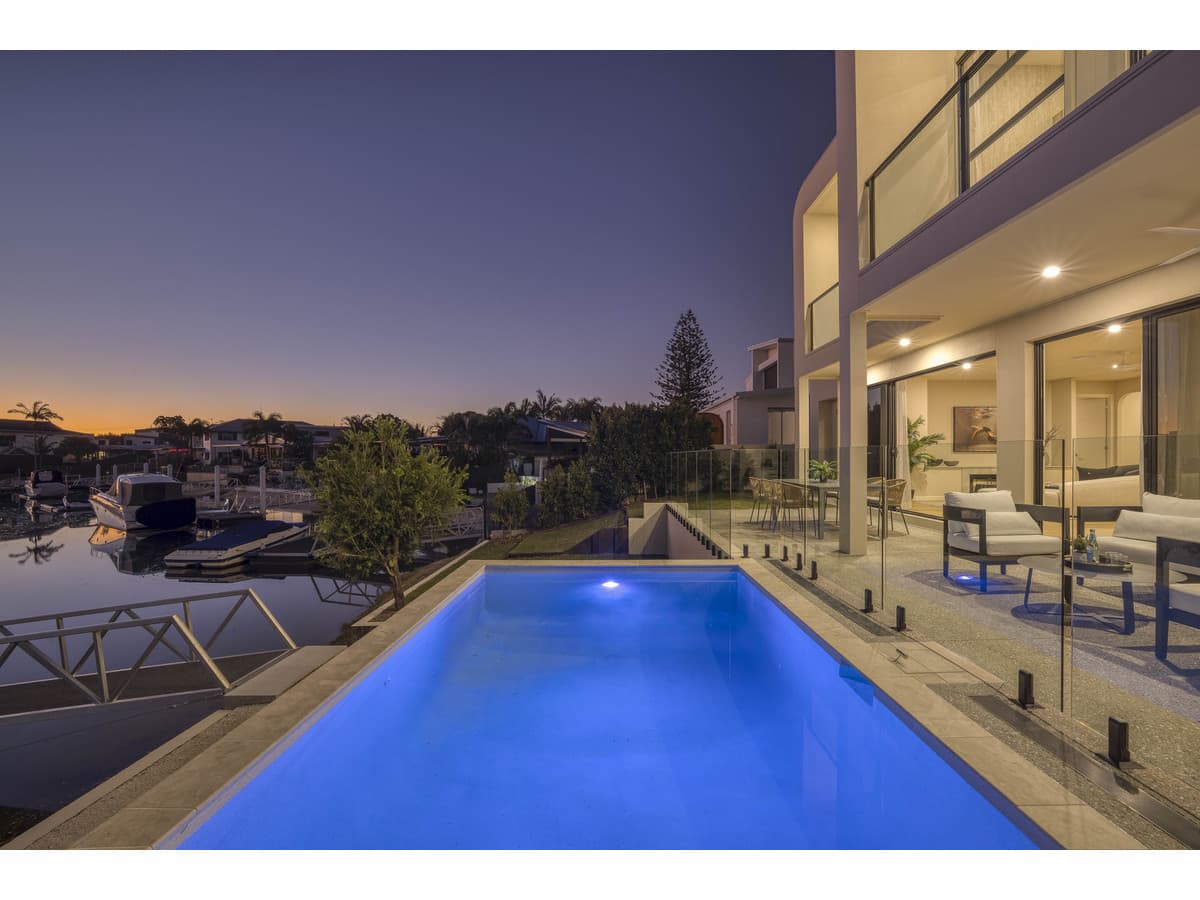 15 Lakeside Avenue, Broadbeach Waters QLD 4218, Broadbeach Waters - Thumbnail 5