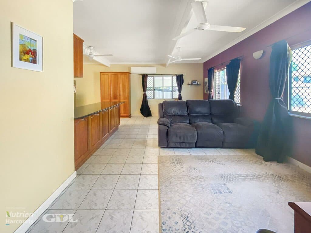 22 Donegan Crescent, KATHERINE NT 0850, Katherine - Thumbnail 3