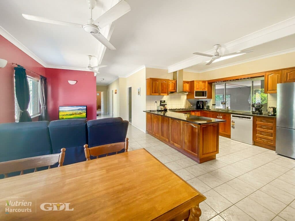 22 Donegan Crescent, KATHERINE NT 0850, Katherine - Thumbnail 5