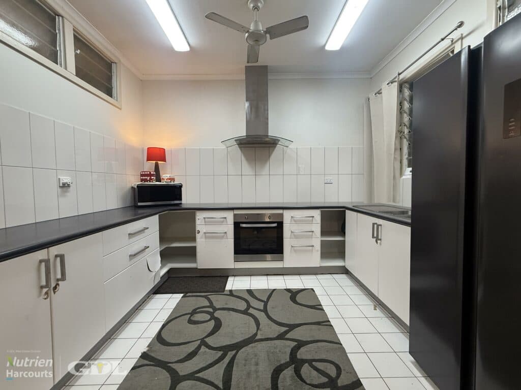 9 Lucy Street, KATHERINE NT 0850, Katherine - Thumbnail 2