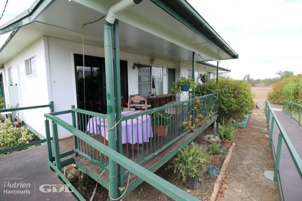 29 Conran Street, Capella QLD 4723, Capella - Thumbnail 4
