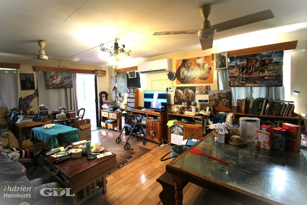29 Conran Street, Capella QLD 4723, Capella - Thumbnail 6