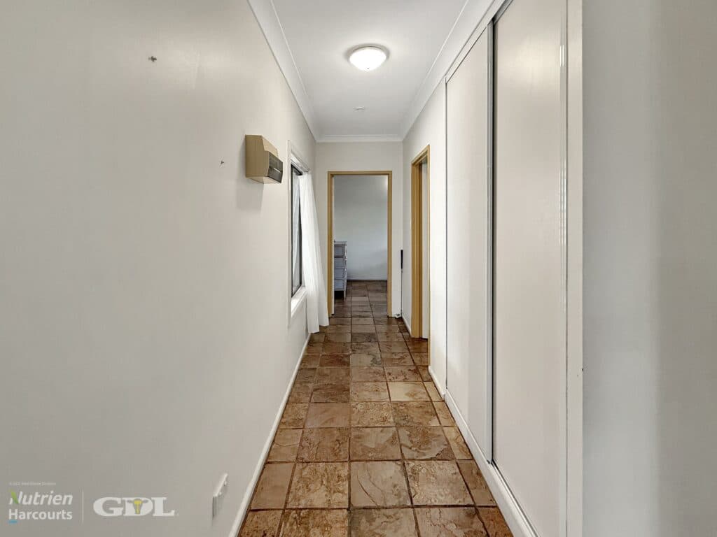 36 Lockheed Road, KATHERINE NT 0850, Katherine - Thumbnail 7