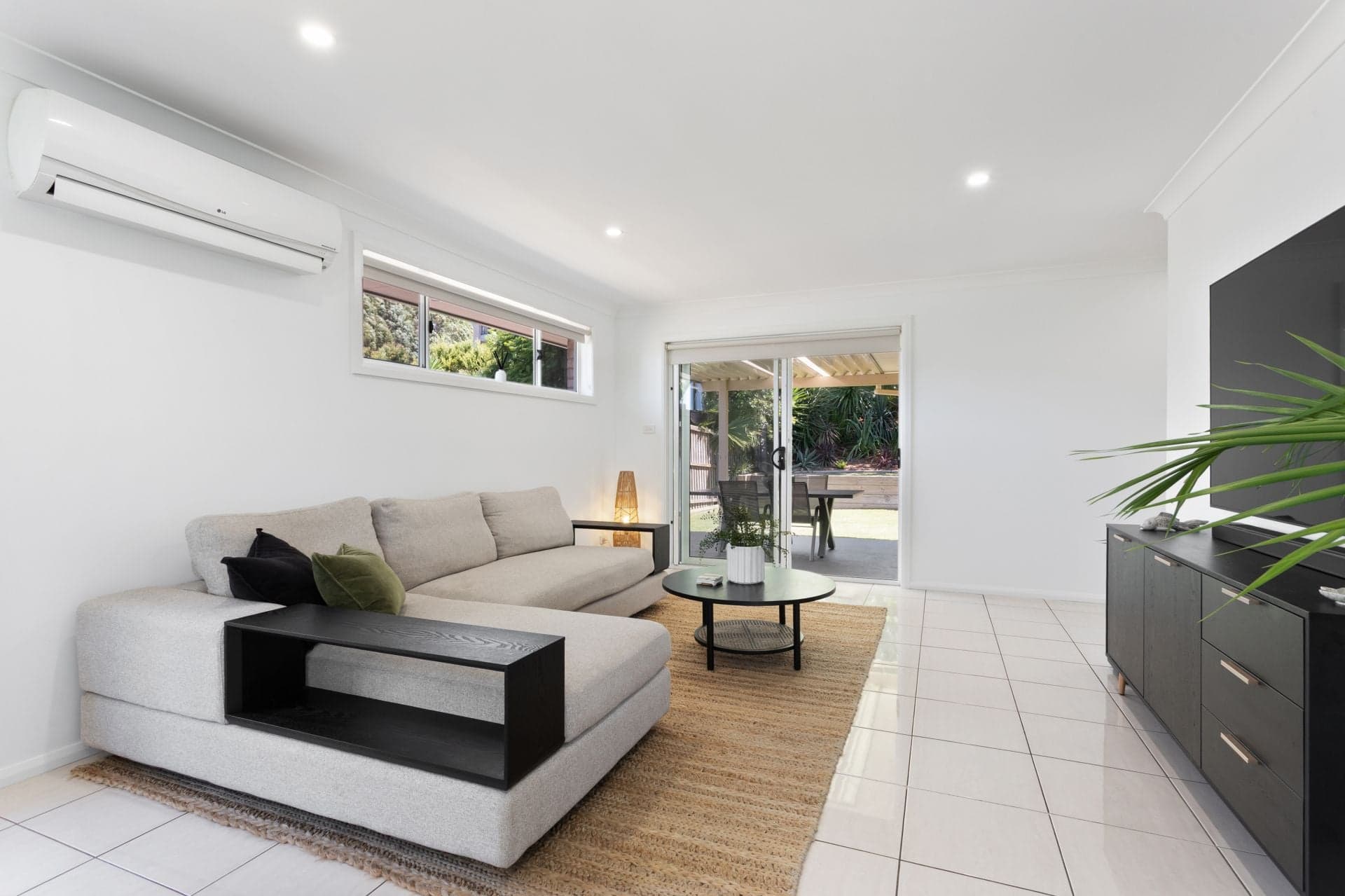 25 Flame Tree Circuit, Woonona, Woonona - Image 1