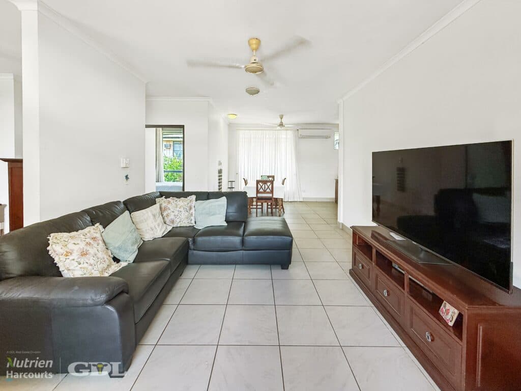 18 Cox Crescent, KATHERINE NT 0850, Katherine - Thumbnail 8