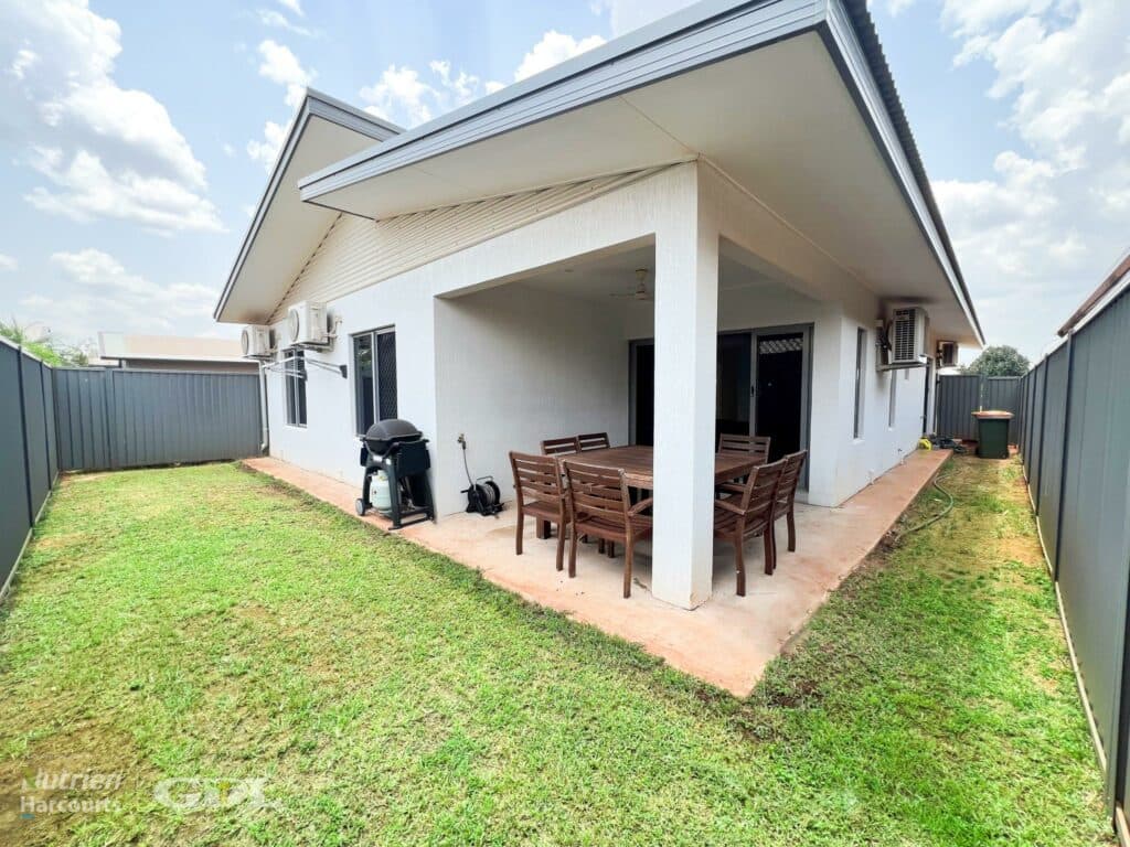 10 Bradshaw Crescent, KATHERINE NT 0850, Katherine - Image 1