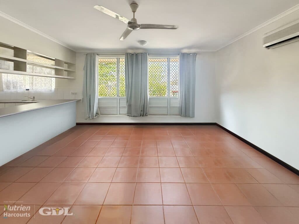 33 Holtze Crescent, KATHERINE NT 0850, Katherine - Thumbnail 4