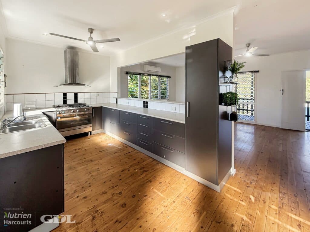 96 Riverbank Drive, KATHERINE NT 0850, Katherine - Thumbnail 3