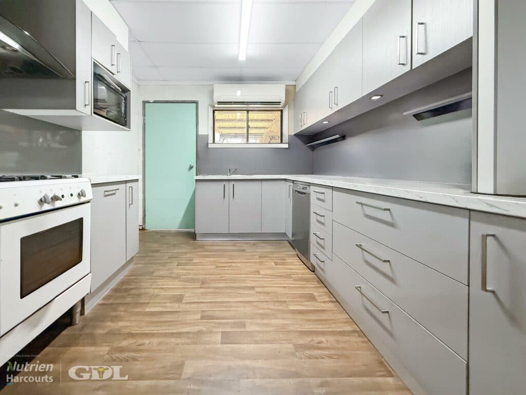 51 Jaensch Road, KATHERINE NT 0850, Katherine - Thumbnail 7