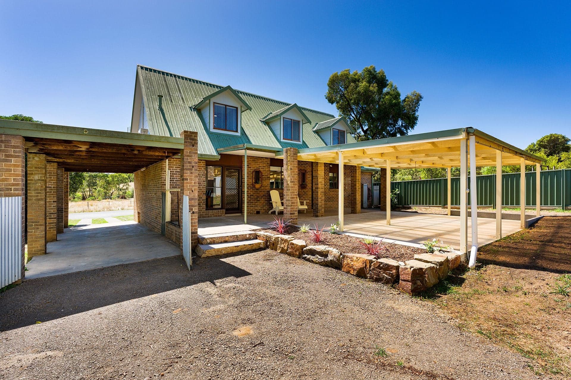 60 Stephen Street, Campbells Creek - Thumbnail 2