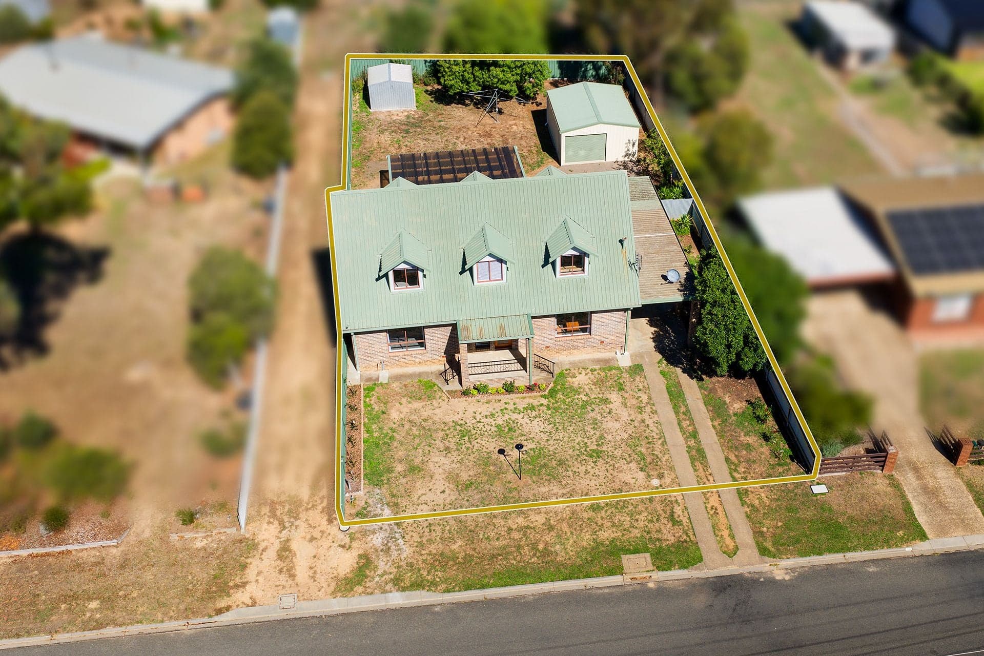 60 Stephen Street, Campbells Creek - Thumbnail 4