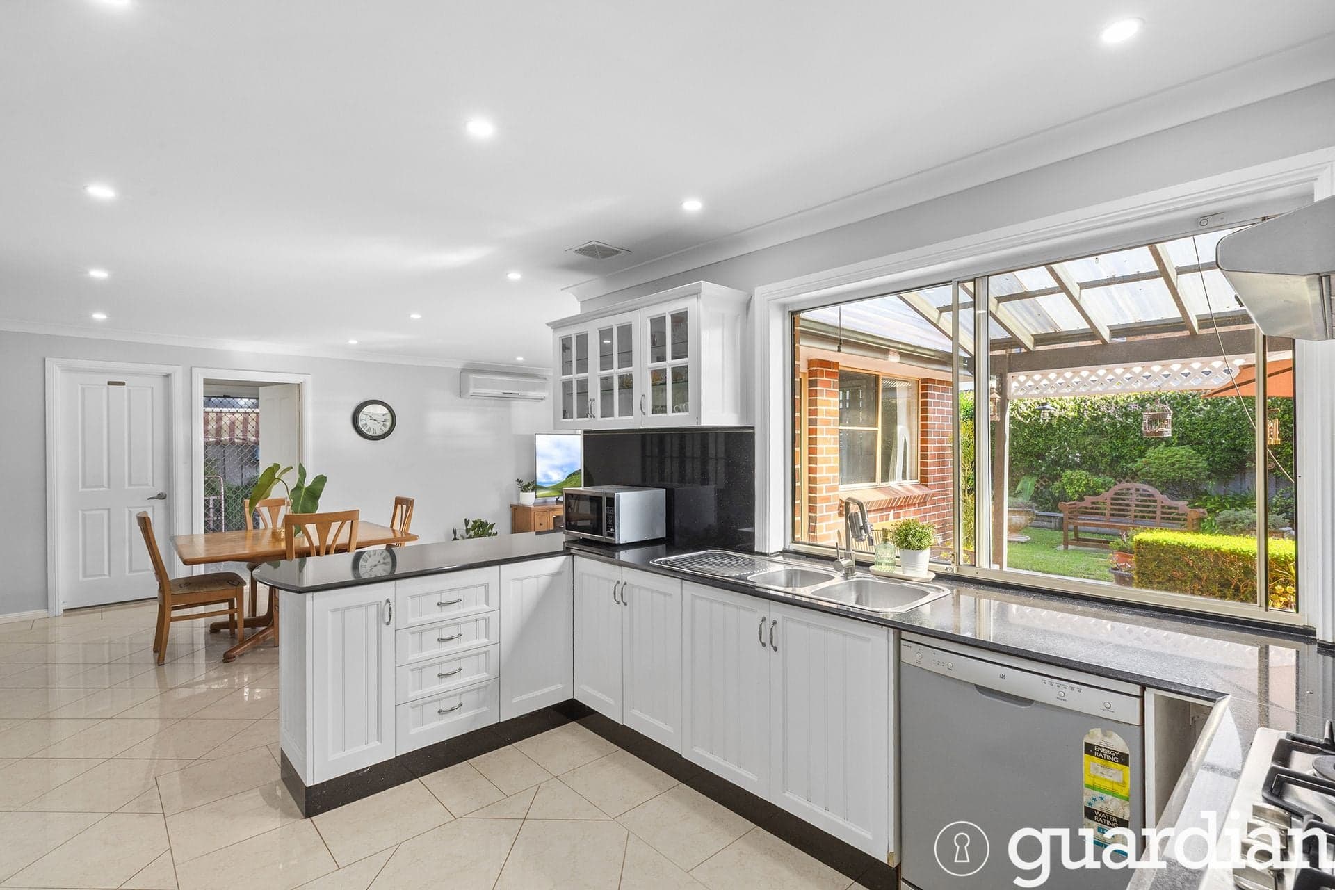 7 Ravensbourne Circuit Dural NSW, Dural - Thumbnail 3