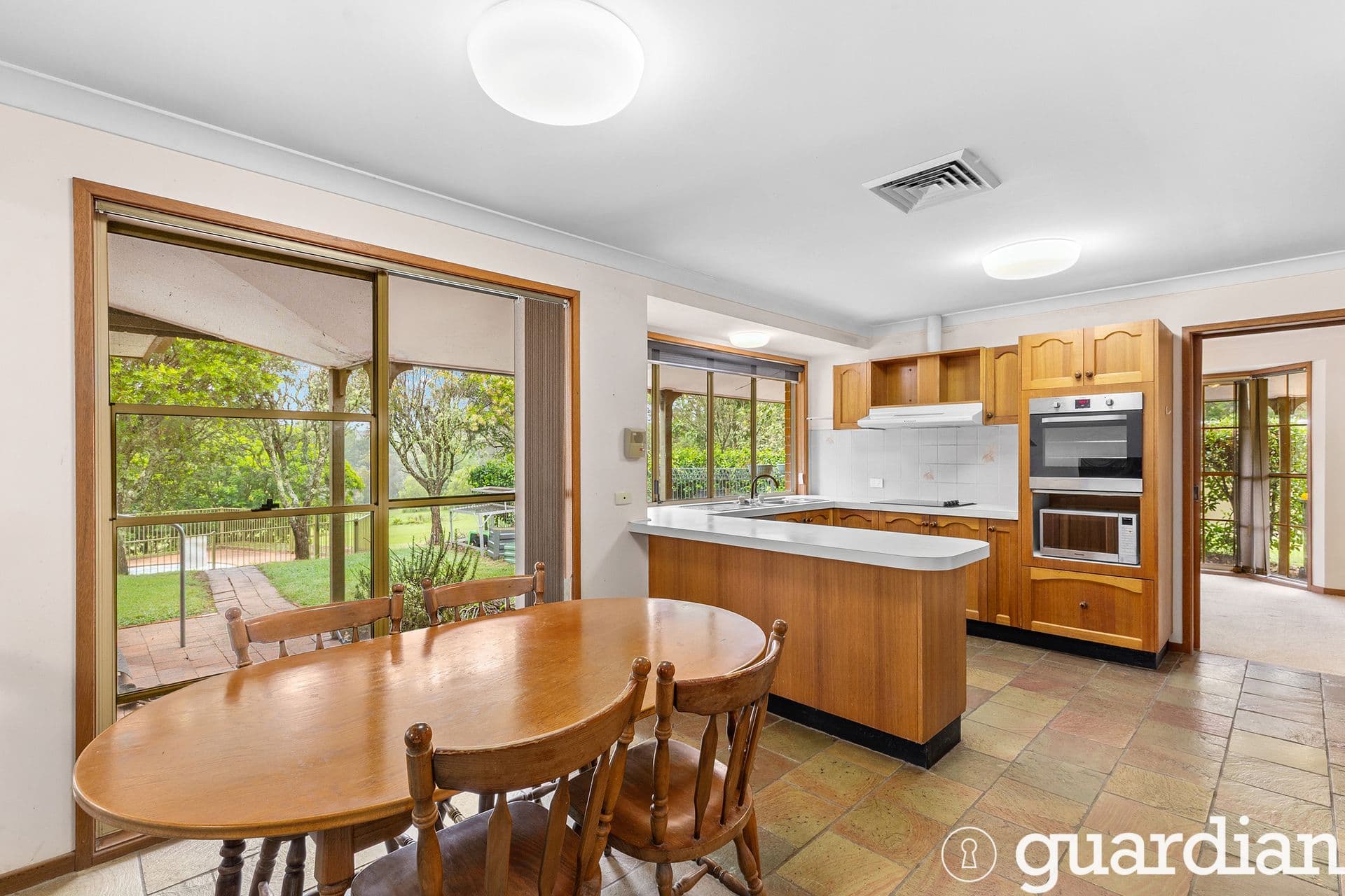 1 Calderwood Road Galston NSW, Galston - Thumbnail 4