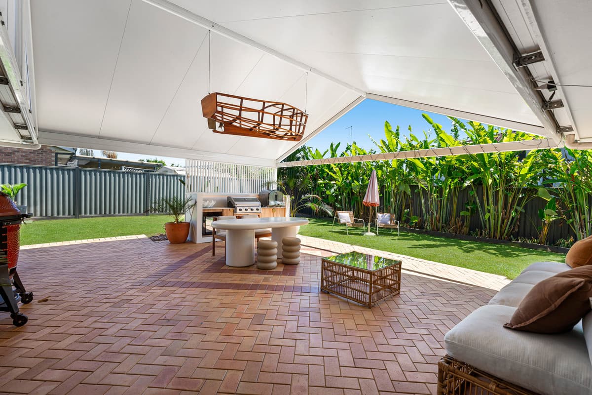 24 Tarcutta Street, Cleveland - Image 1
