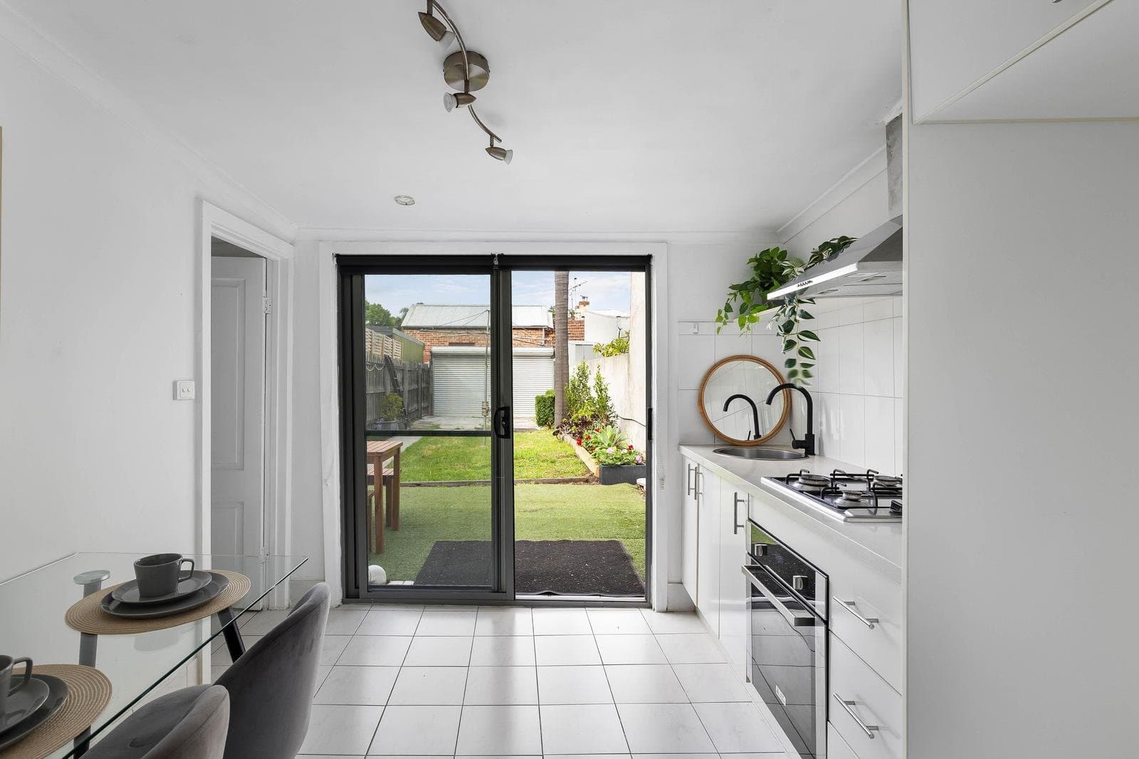 42 Commercial Road, Prahran, Prahran - Thumbnail 3