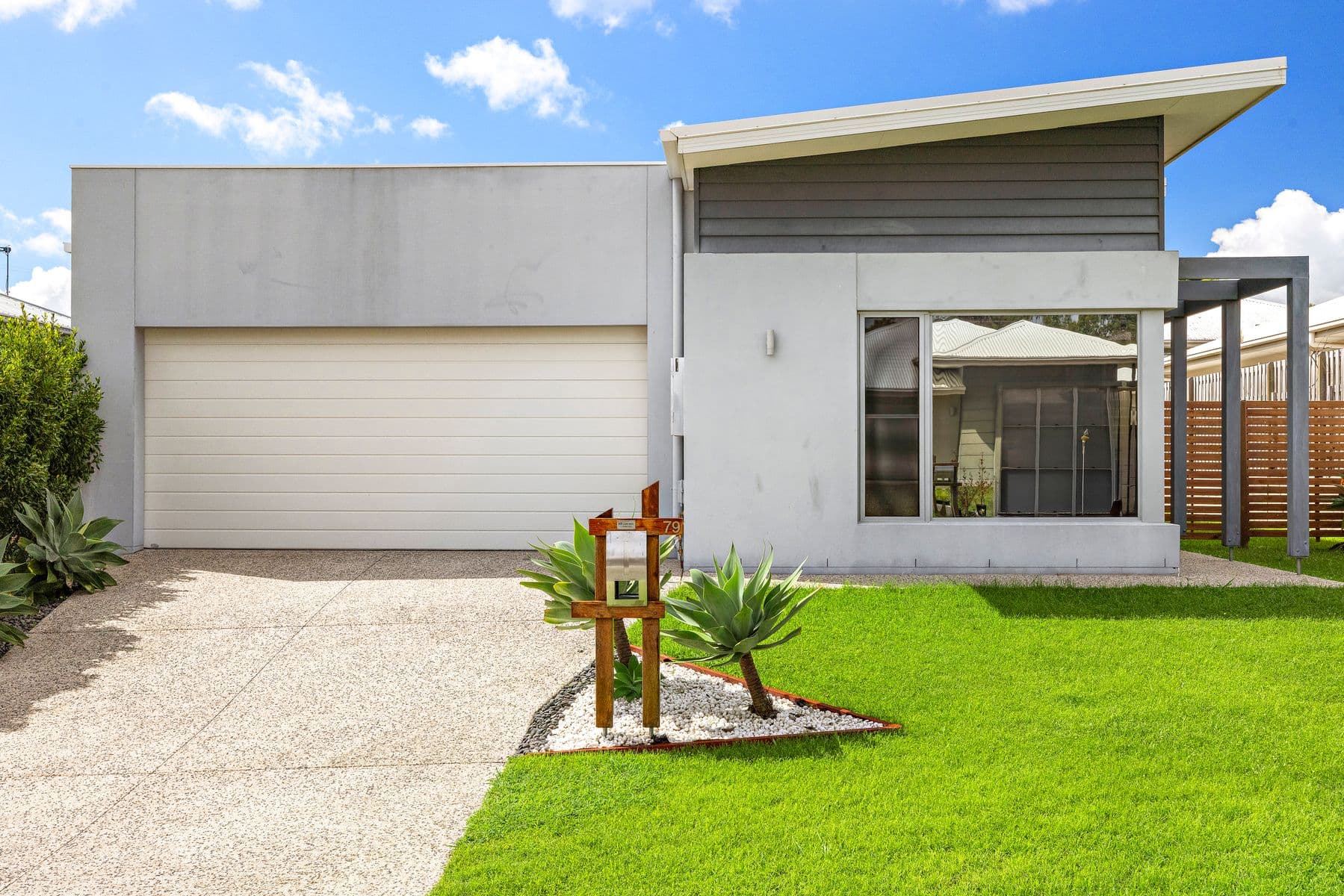 79 Ravenbourne Circuit, Capalaba QLD 4157, Capalaba - Image 1