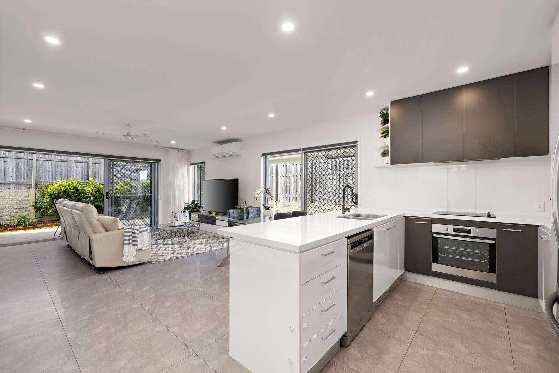 79 Ravenbourne Circuit, Capalaba QLD 4157, Capalaba - Thumbnail 5