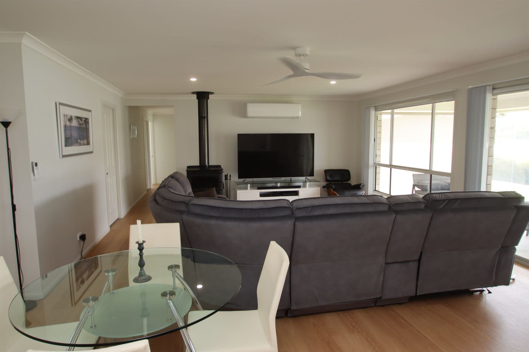 37 Parkes Drive, Tenterfield NSW 2372, Tenterfield - Thumbnail 6