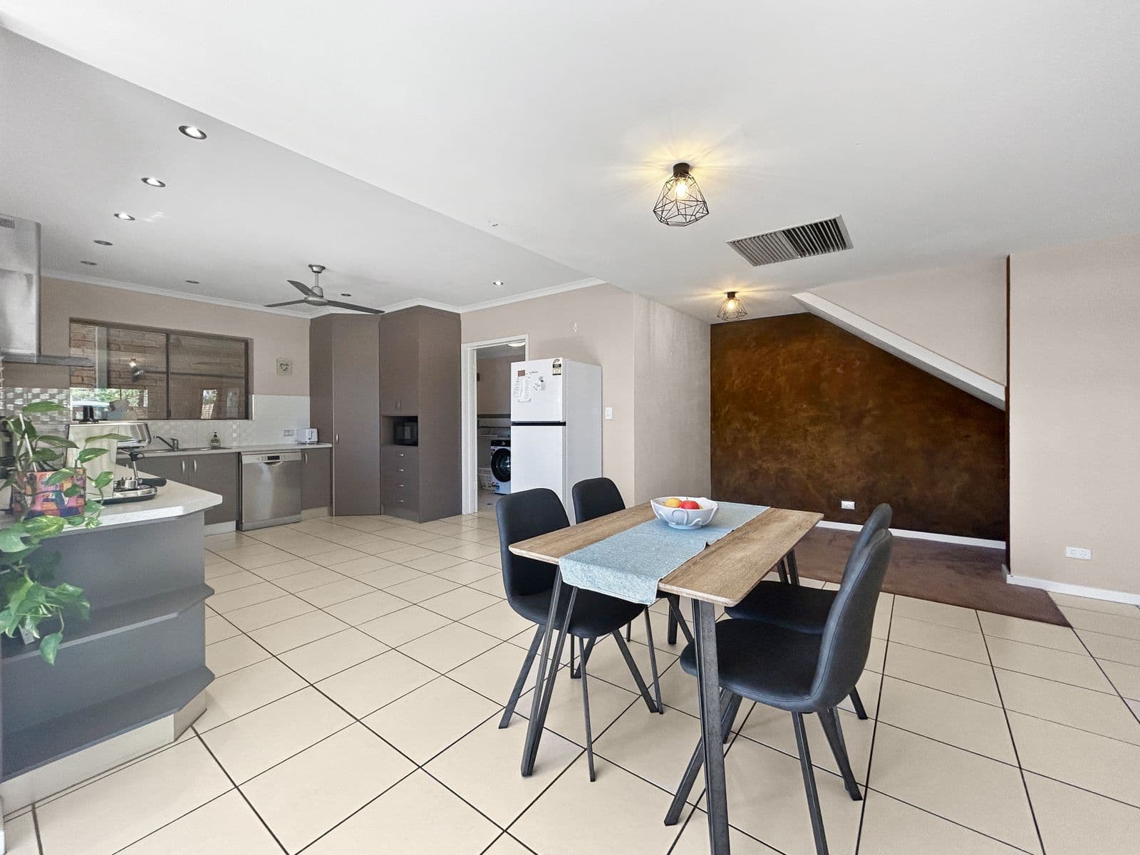 4/2 Warburton Street, East Side NT 0870, East Side - Thumbnail 6