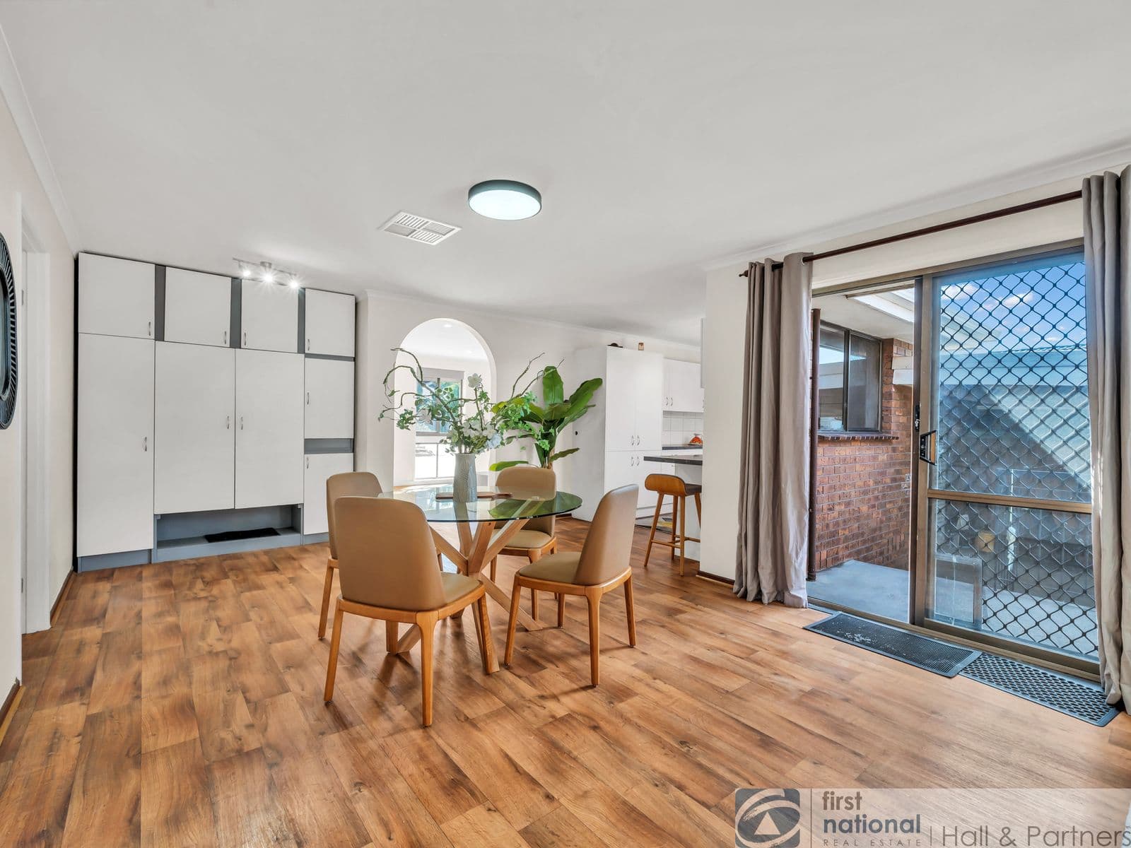 283 Gladstone Road, Dandenong North VIC 3175, Dandenong North - Thumbnail 6