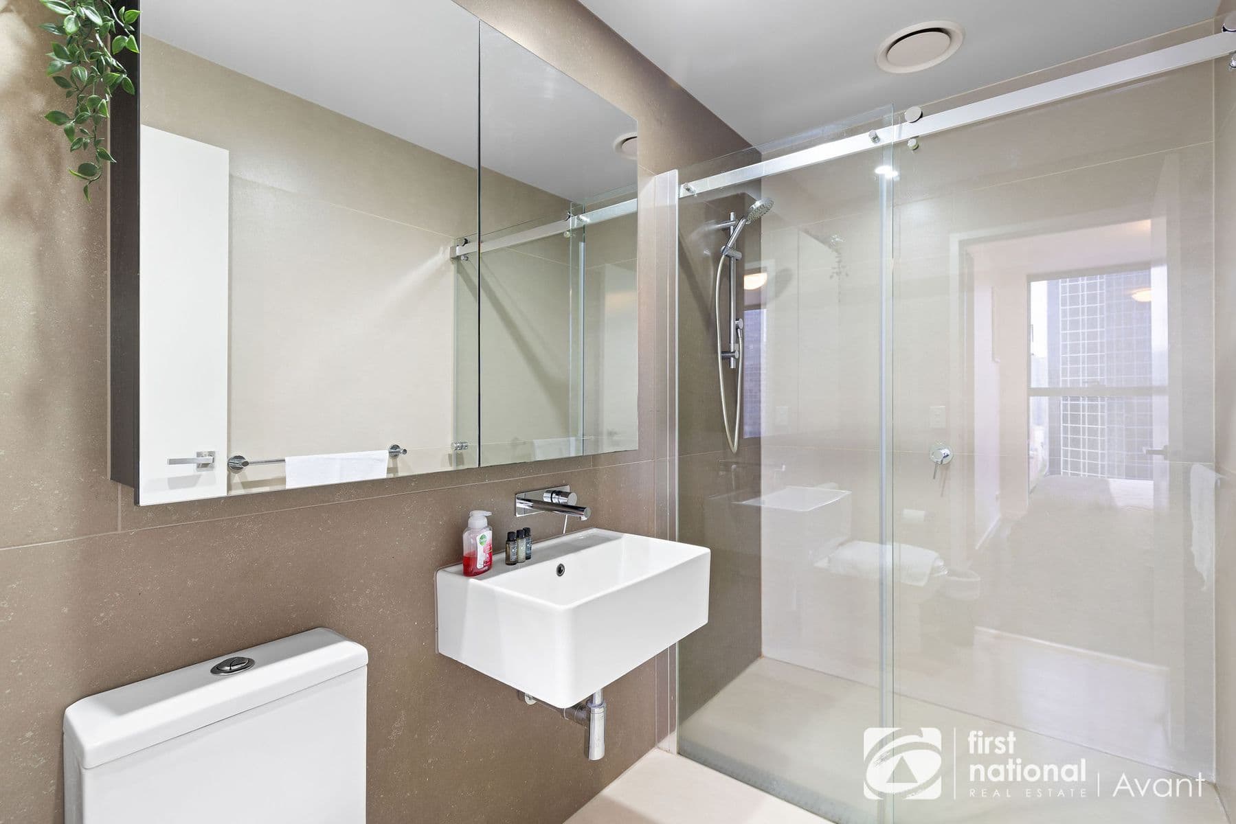 3003/568 Collins Street, Melbourne VIC 3000, Melbourne - Thumbnail 8