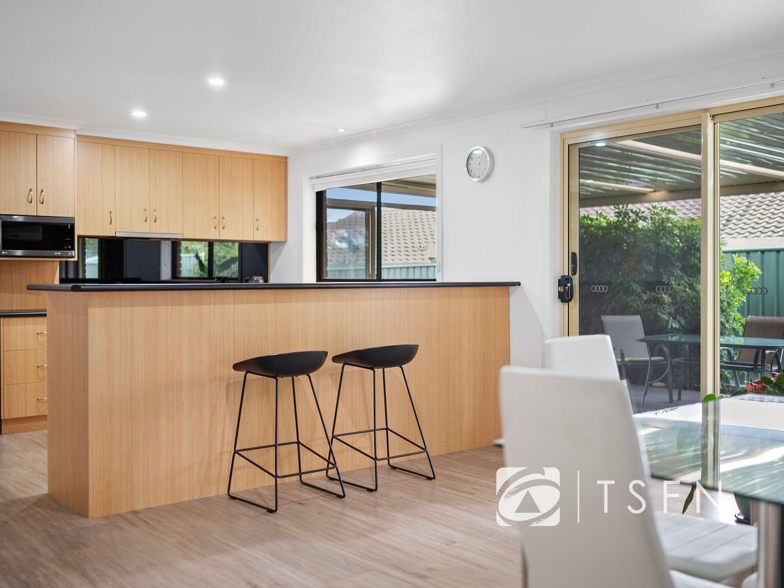 11 WALLABY AVENUE, Kangaroo Flat, VIC 3555, Kangaroo Flat - Thumbnail 5