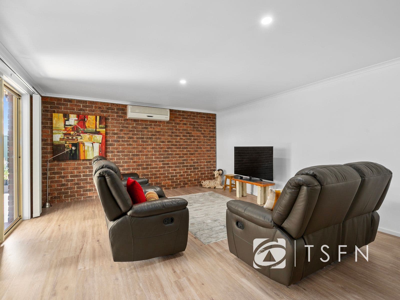 11 WALLABY AVENUE, Kangaroo Flat, VIC 3555, Kangaroo Flat - Thumbnail 8