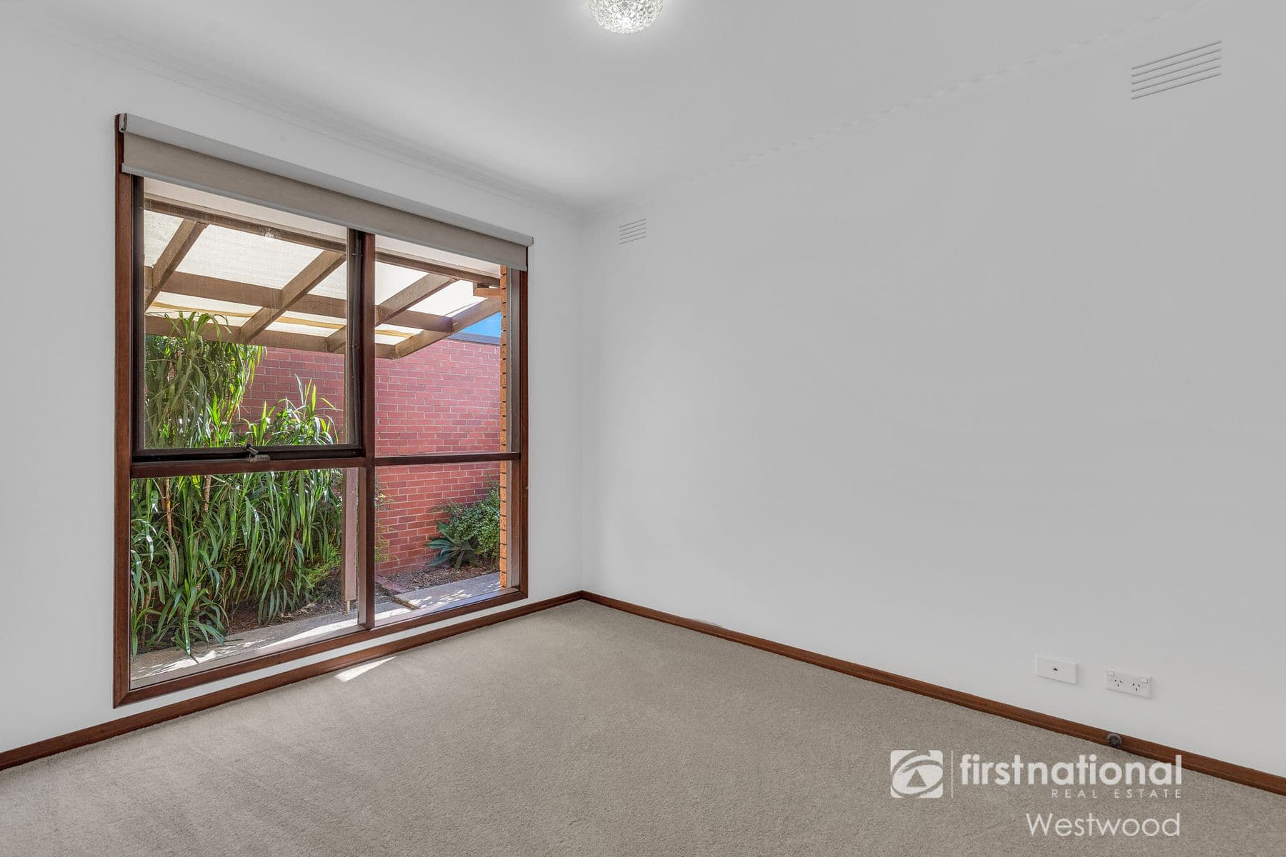 3/7 Deutgam Street, Werribee VIC 3030, Werribee - Thumbnail 7