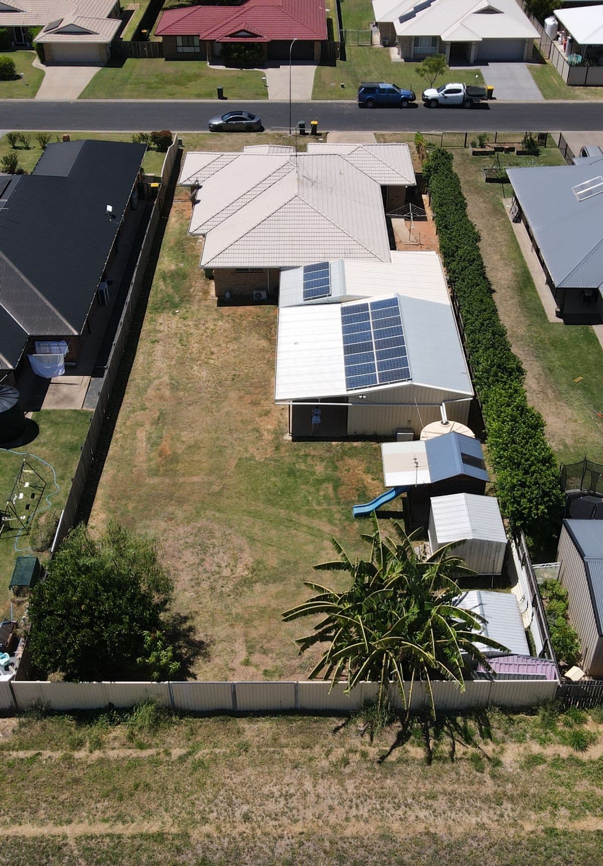 11 Back Avenue, Chinchilla QLD 4413, Chinchilla - Thumbnail 2