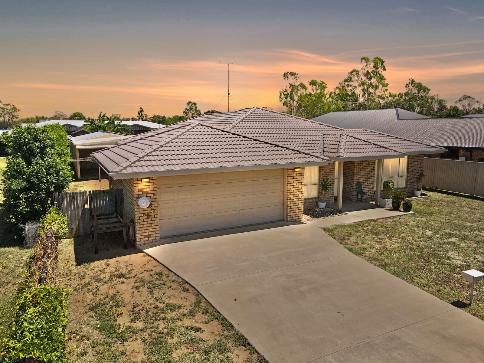11 Back Avenue, Chinchilla QLD 4413, Chinchilla - Thumbnail 3