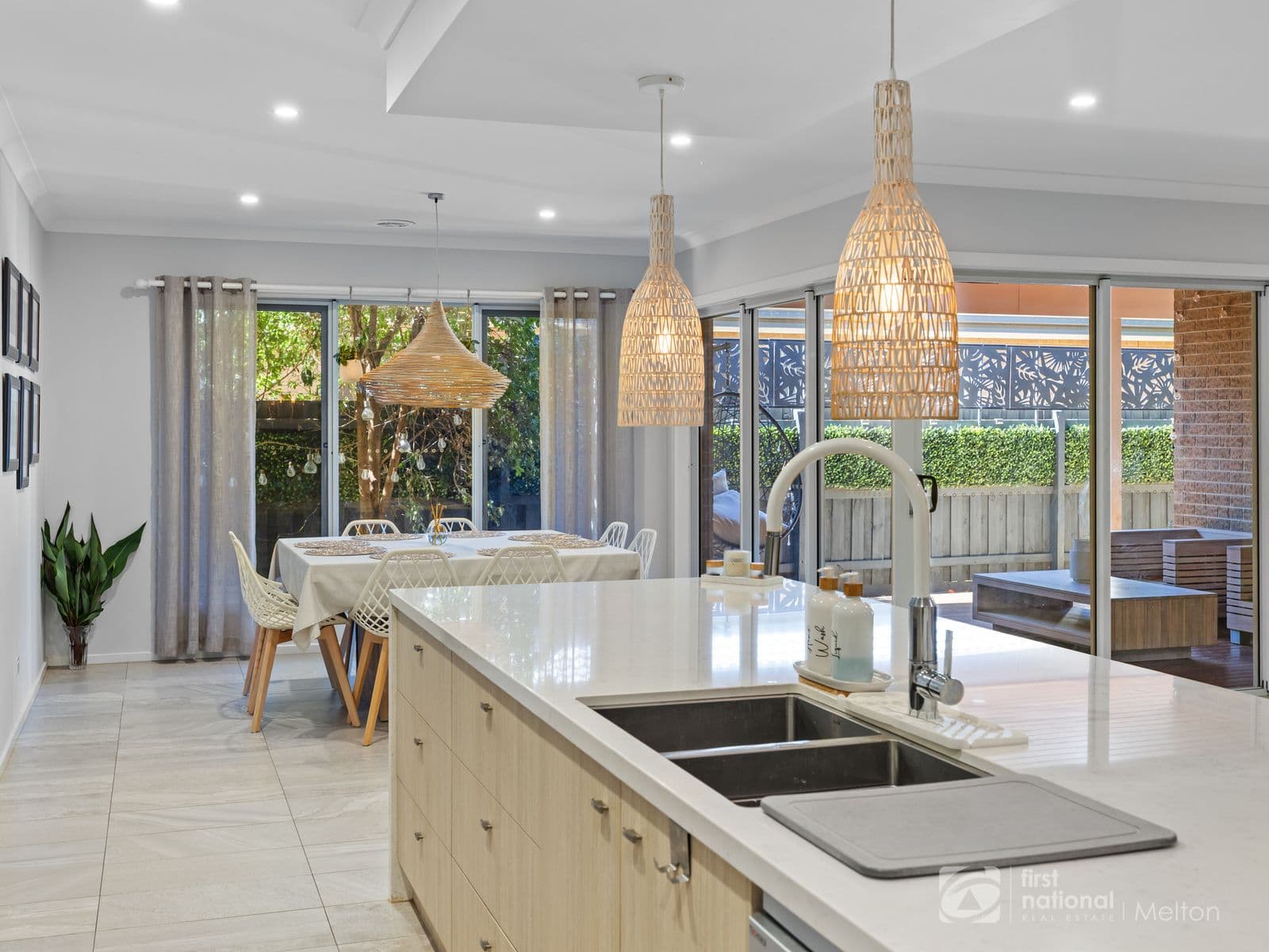 28 Woodlea Boulevard, Aintree VIC 3336, Aintree - Thumbnail 5