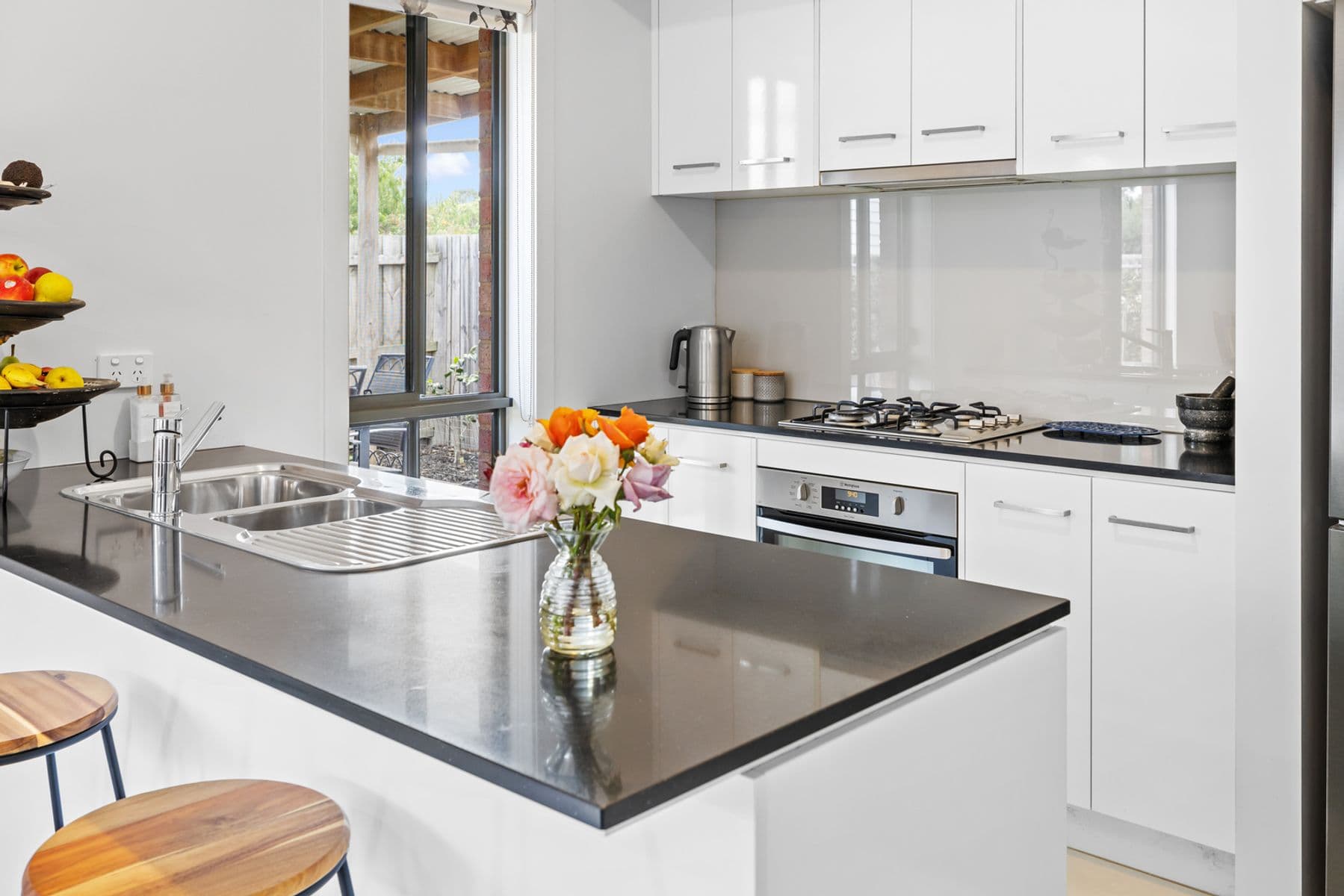 14B Edols Street, Ballan VIC 3342, Ballan - Thumbnail 2