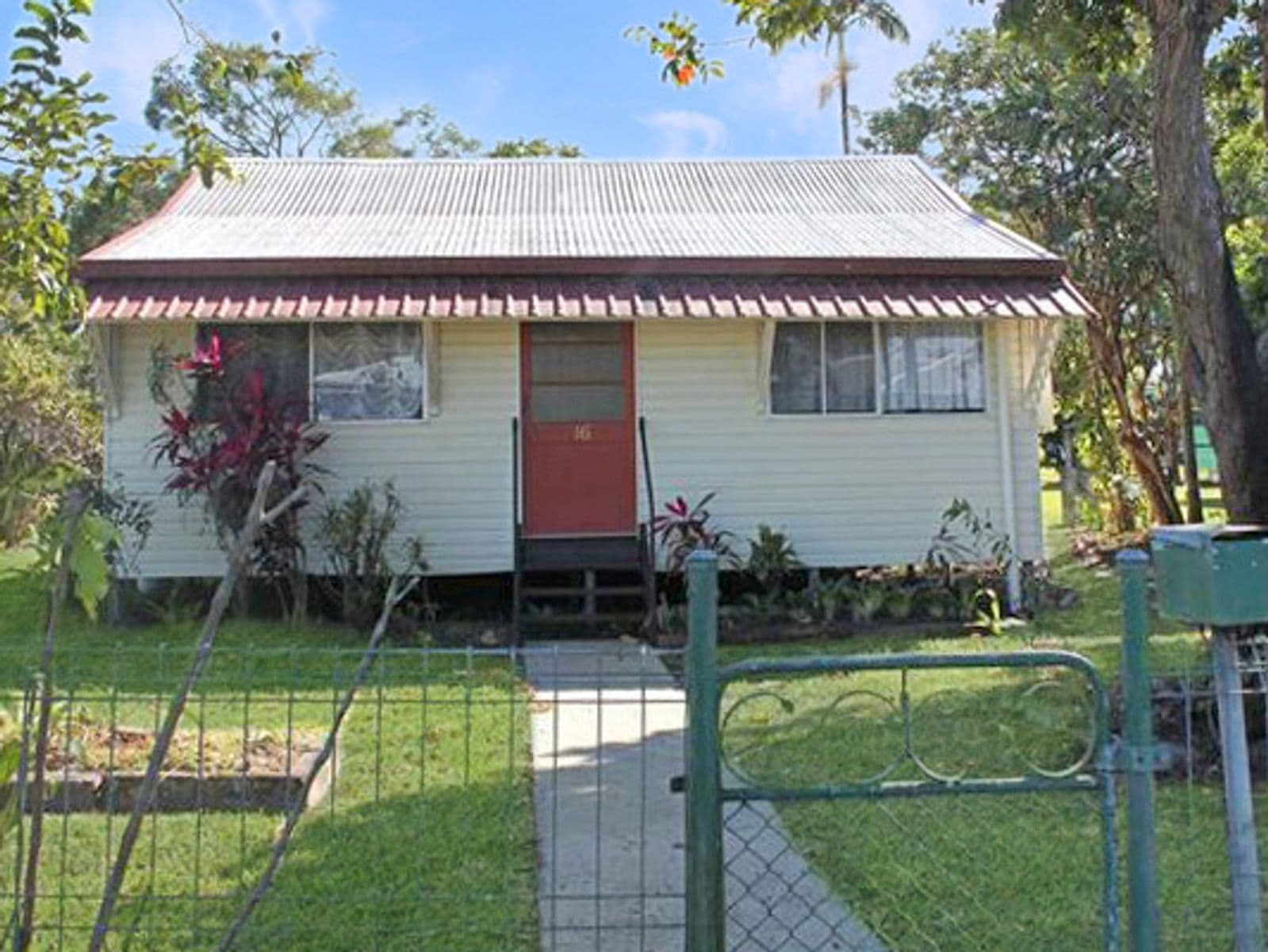 16 East Street, Sarina QLD 4737, Sarina - Image 1