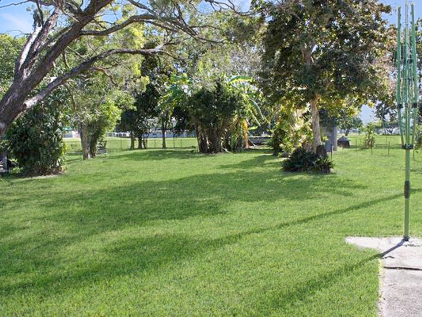 16 East Street, Sarina QLD 4737, Sarina - Thumbnail 6