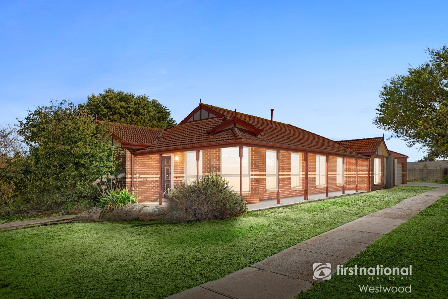 7 Rob Close, Hoppers Crossing VIC 3029, Hoppers Crossing - Image 1