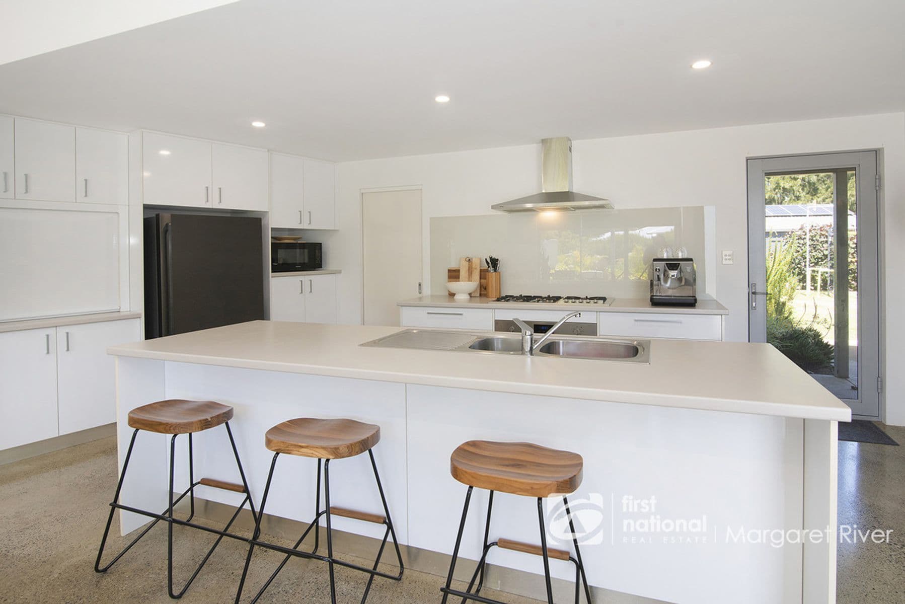 150 Ashton  Street, Margaret River WA 6285, Margaret River - Thumbnail 4