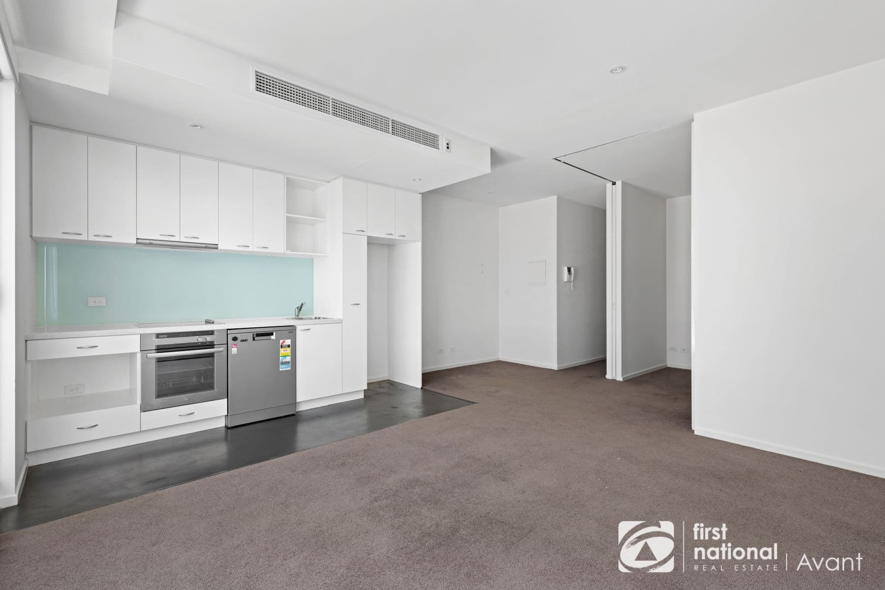 207/52 Dow Street, Port Melbourne VIC 3207, Port Melbourne - Thumbnail 5