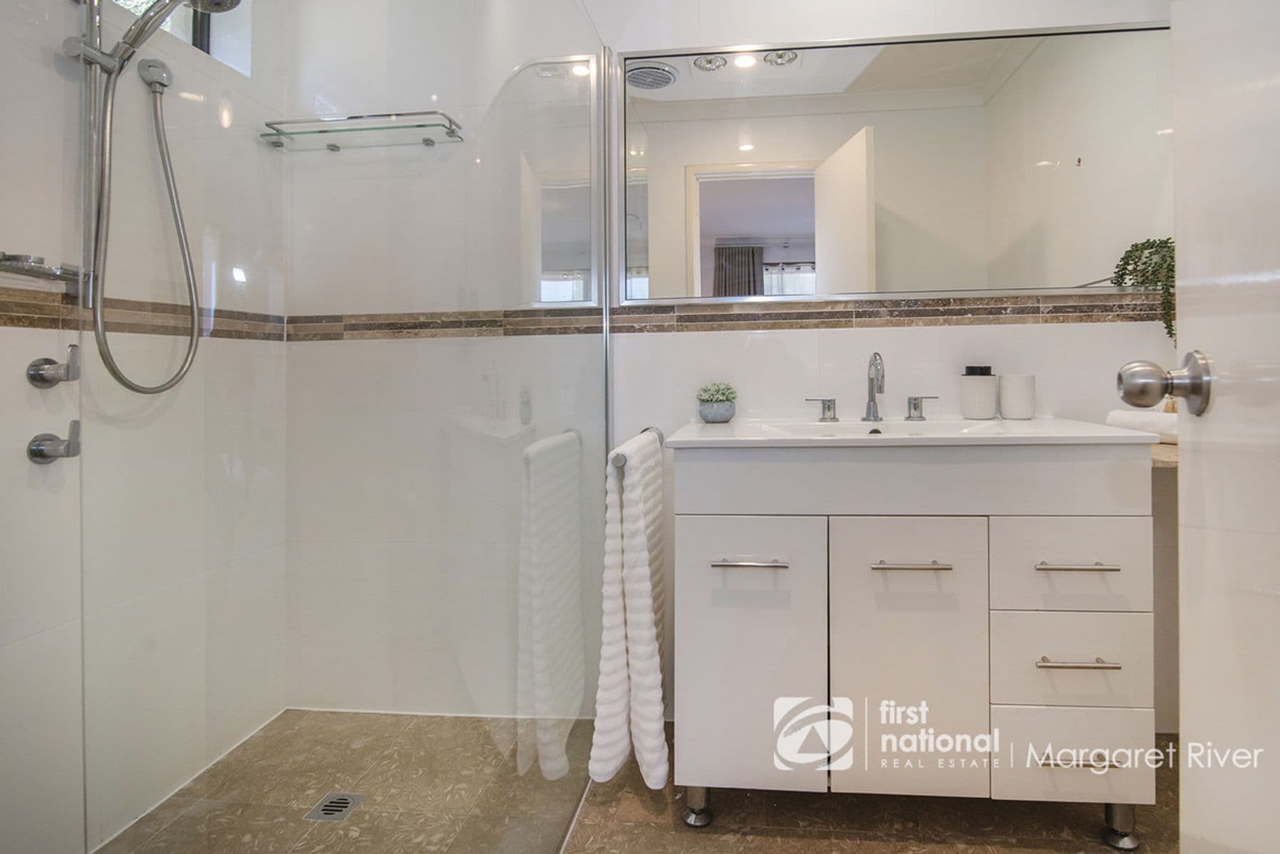 4 Beech Drive, Margaret River WA 6285, Margaret River - Thumbnail 8