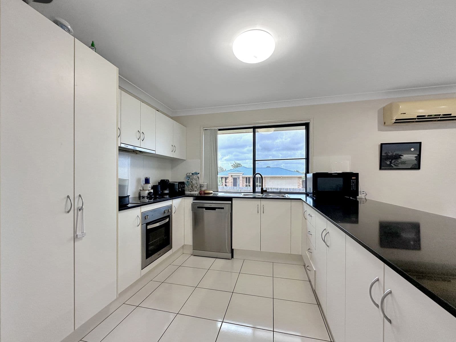 1 Crestview Crescent, Bucasia QLD 4750, Bucasia - Thumbnail 7