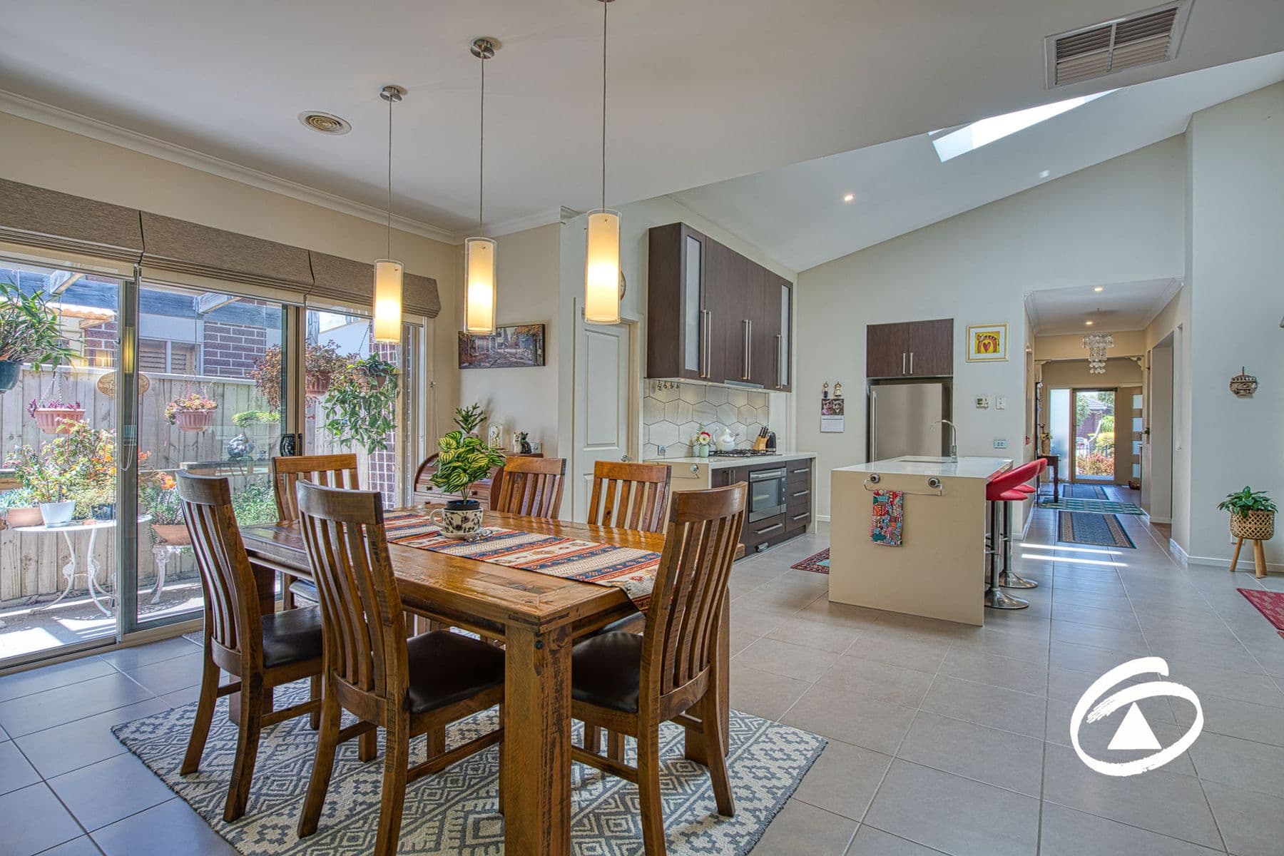 8 Winneke Way, Pakenham VIC 3810, Pakenham - Thumbnail 4