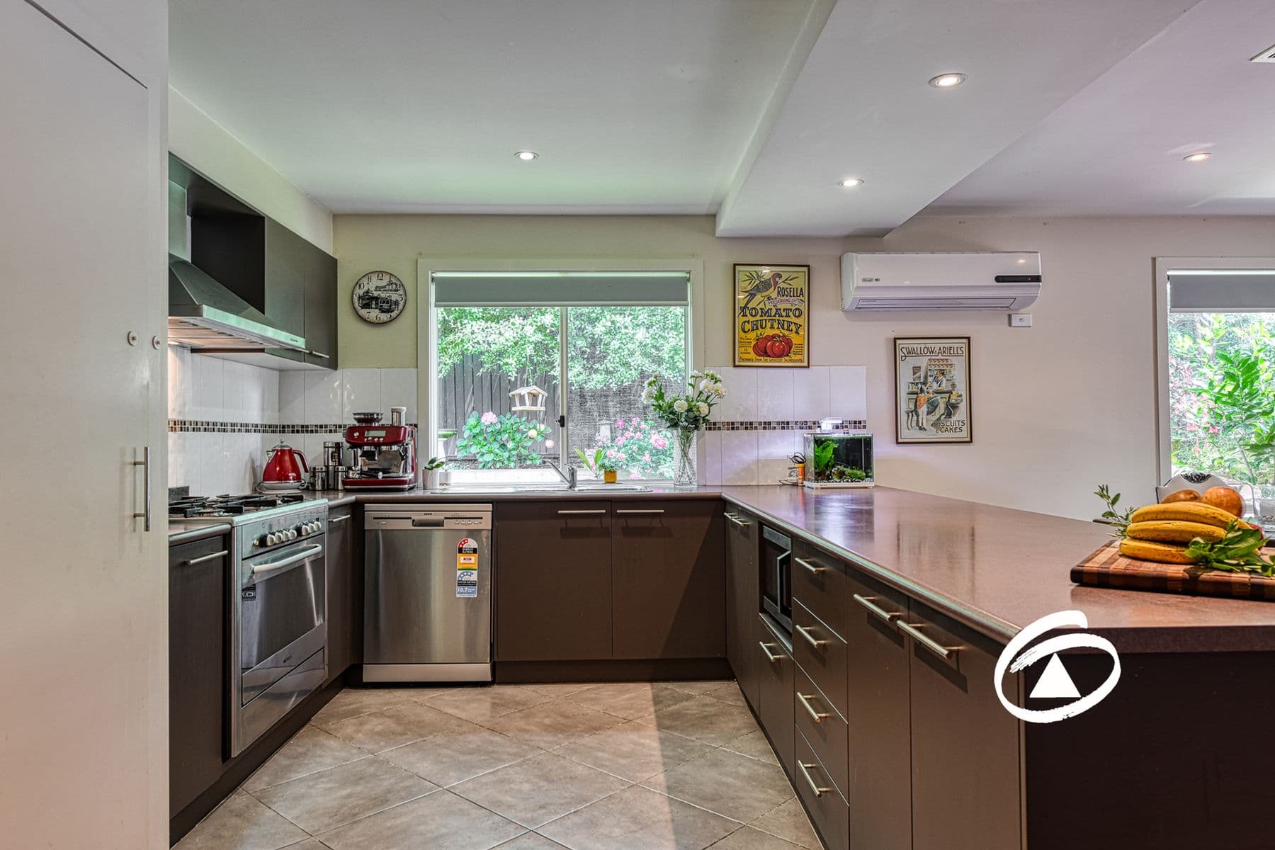 28 Victoria Place, Pakenham VIC 3810, Pakenham - Thumbnail 6