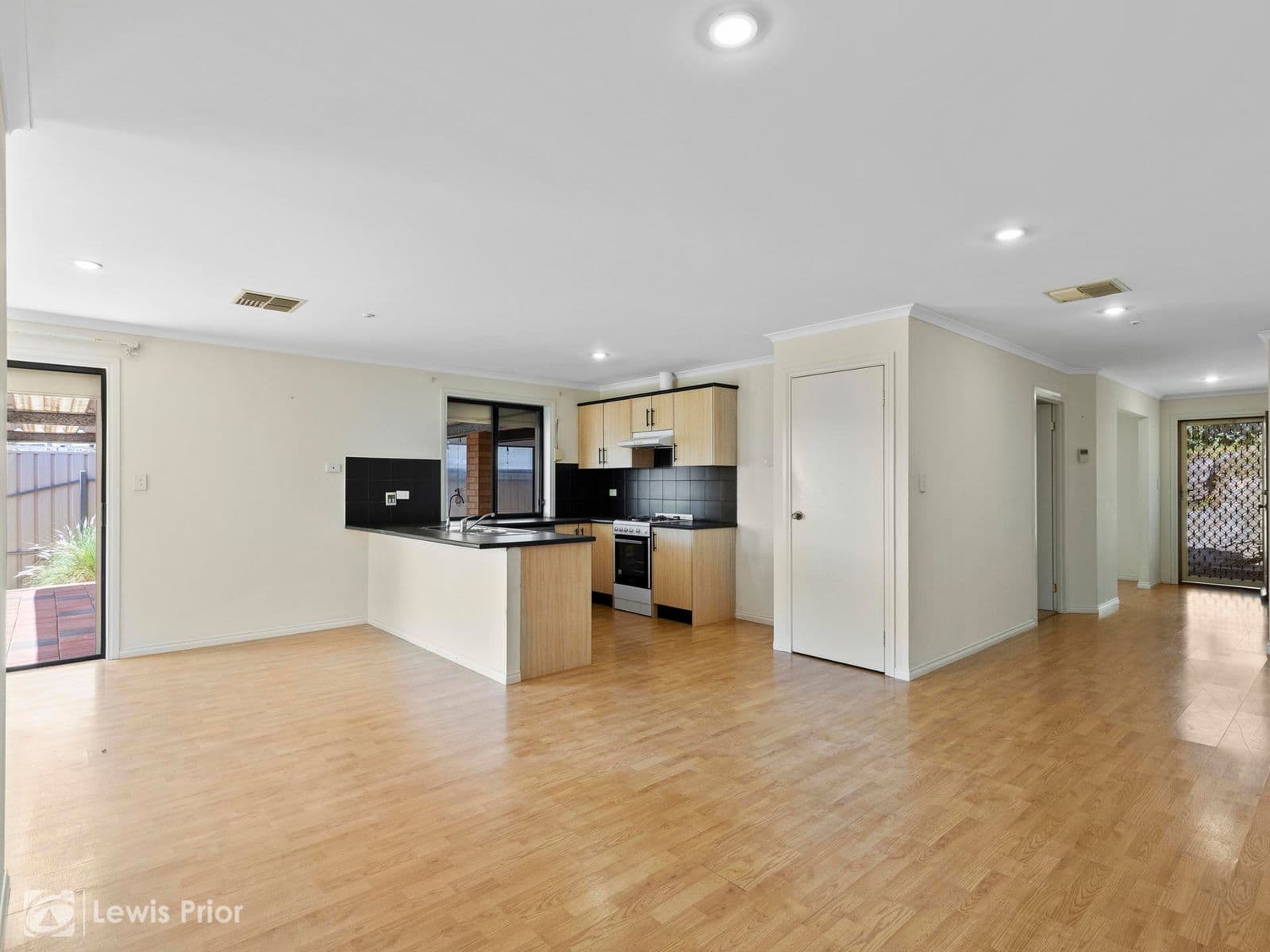 6 Unity Drive, Sheidow Park SA 5158, Sheidow Park - Thumbnail 3