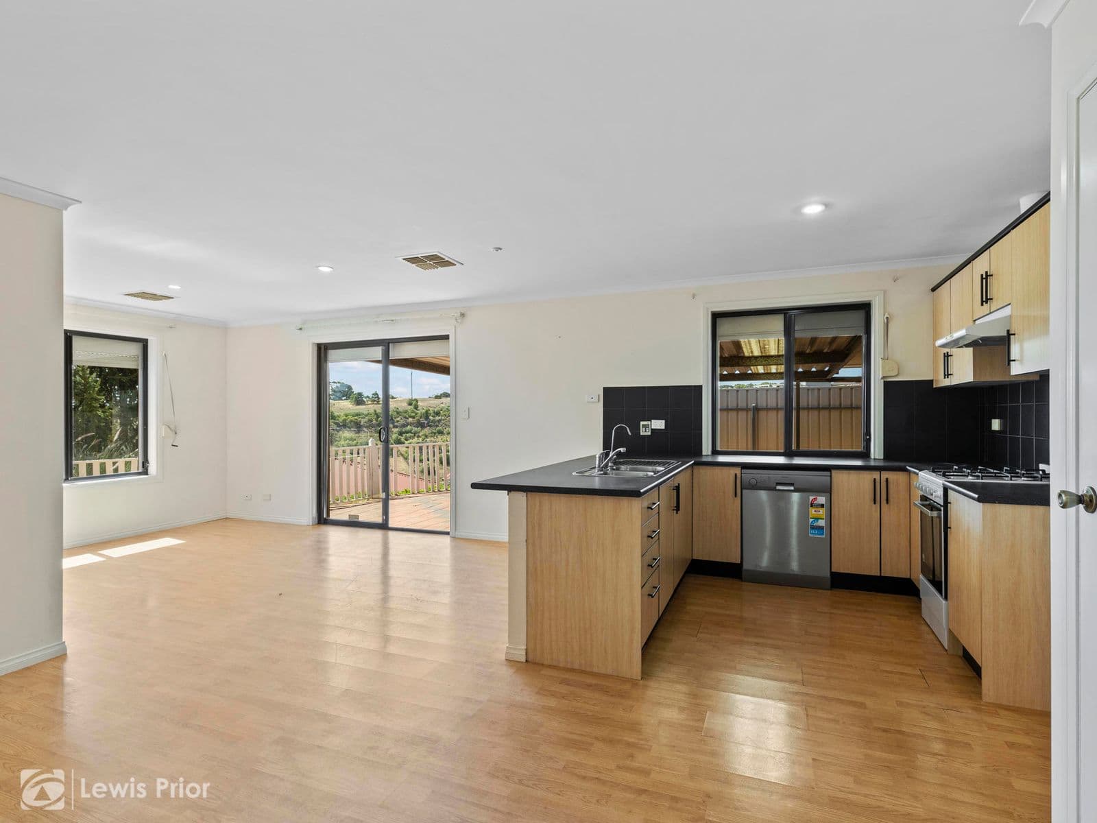 6 Unity Drive, Sheidow Park SA 5158, Sheidow Park - Thumbnail 4
