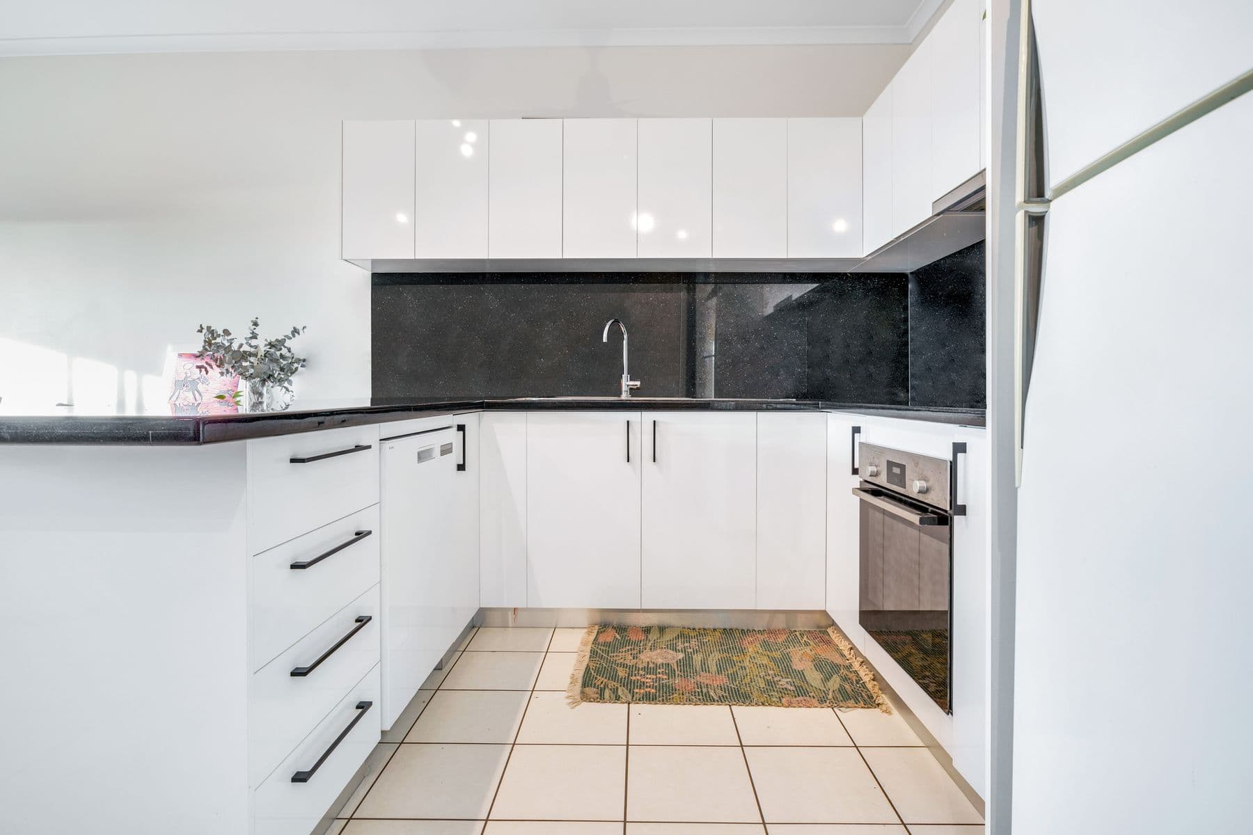 9/29 Sunset Drive, Coconut Grove NT 0810, Coconut Grove - Thumbnail 2