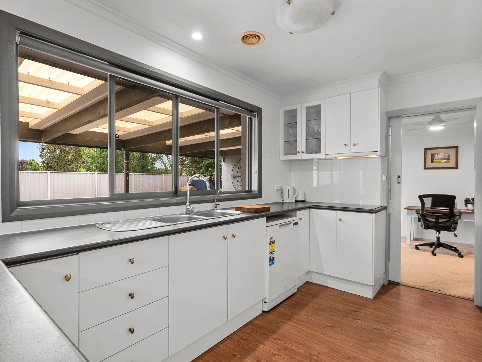 136 Clarke Street, Benalla VIC 3672, Benalla - Thumbnail 7