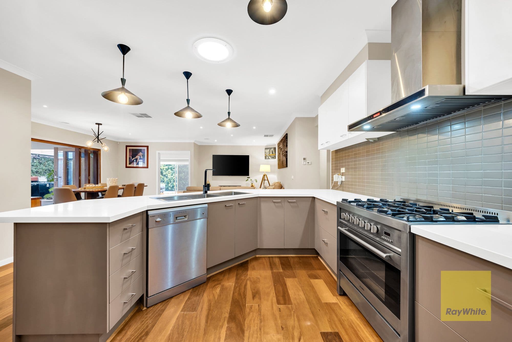 3 Rosyth Court, Deer Park VIC 3023, Deer Park - Thumbnail 7