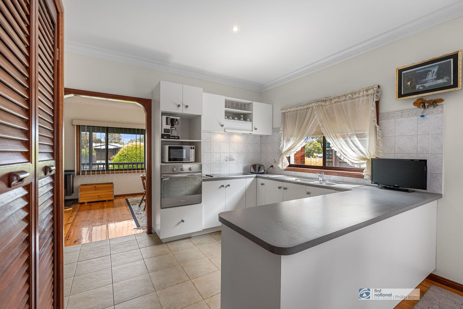 13 Kenwyn Court, Cowes VIC 3922, Cowes - Thumbnail 3