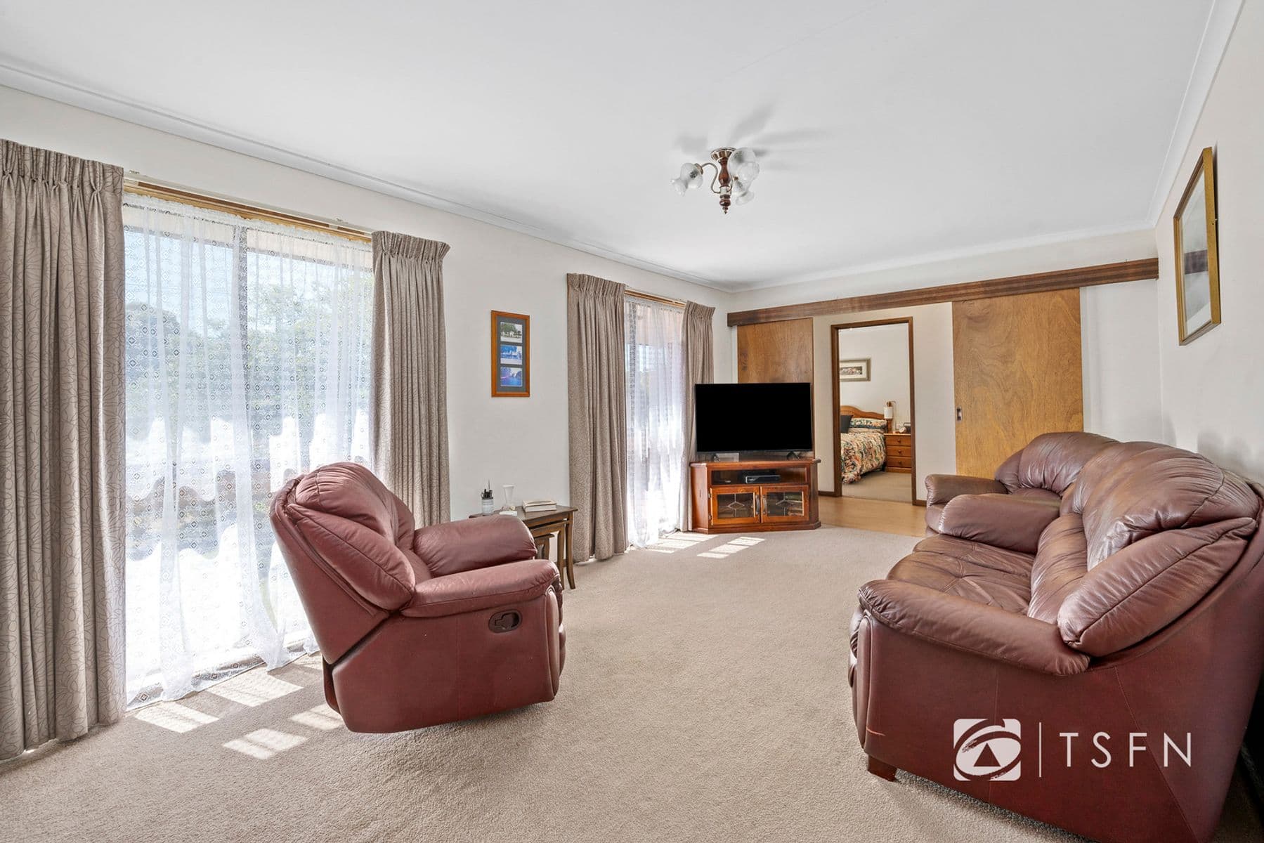 27 James Street, Strathdale VIC 3550, Strathdale - Thumbnail 2