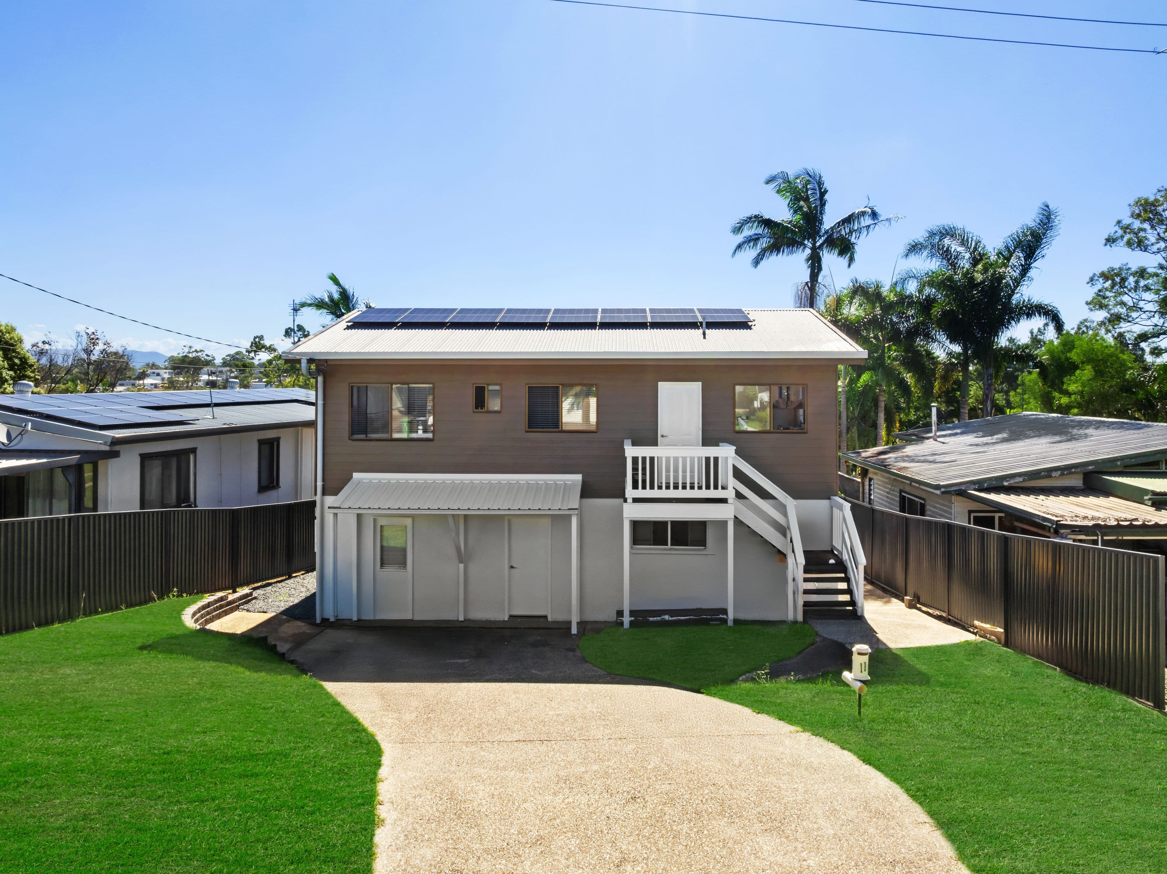 11 Sibyl Street, Southport QLD 4215, Southport - Thumbnail 2