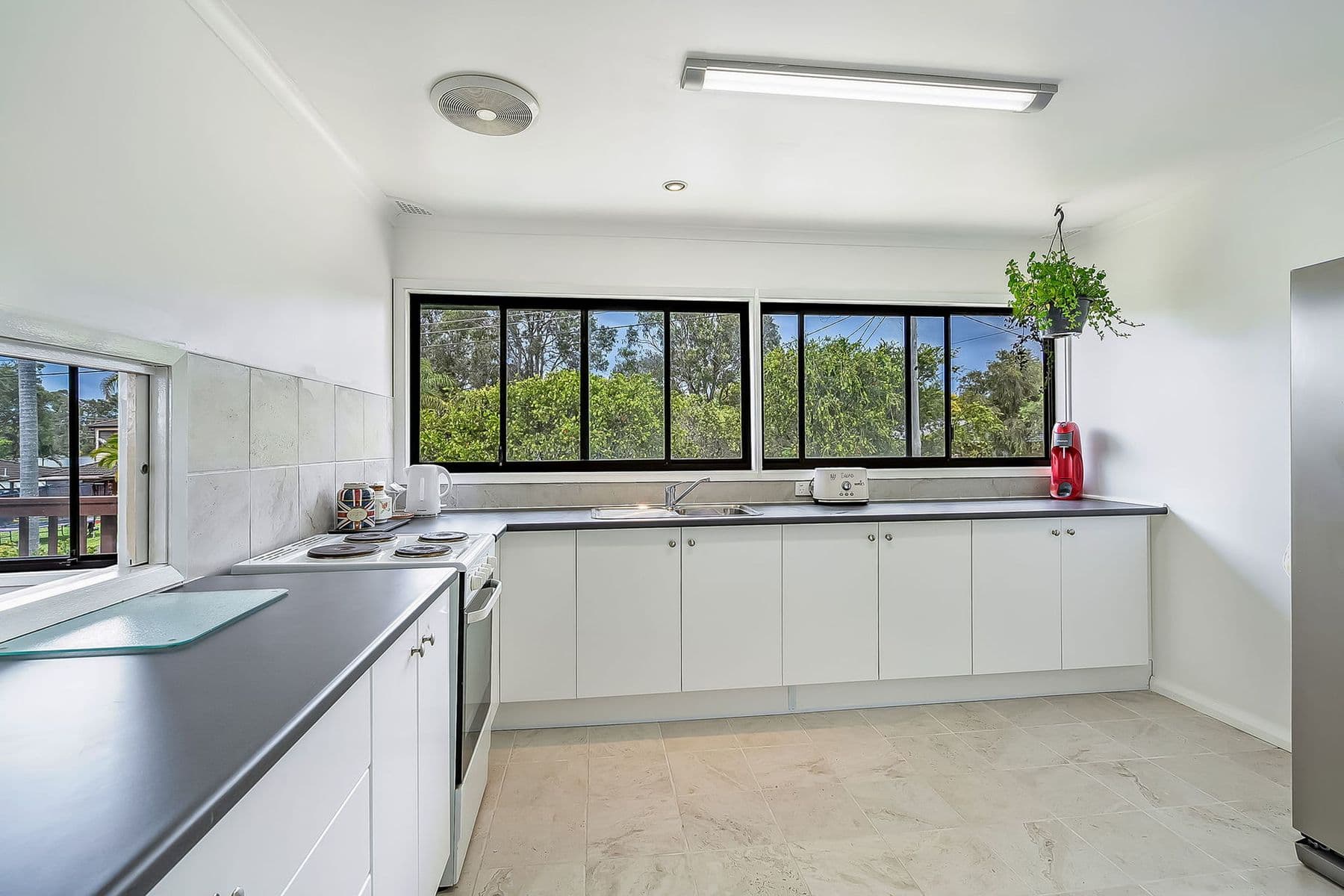 7 Hunter Street, Charmhaven NSW 2263, Charmhaven - Thumbnail 5